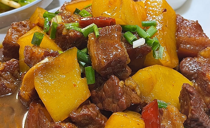 土豆烧肉的配方及工业化生产技术